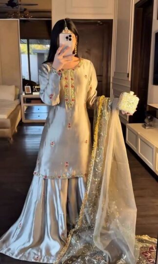 KD 1613 PAKISTANI TOP PLAZZO WITH DUPATTA ONLINEKD 1613 PAKISTANI TOP PLAZZO WITH DUPATTA ONLINE