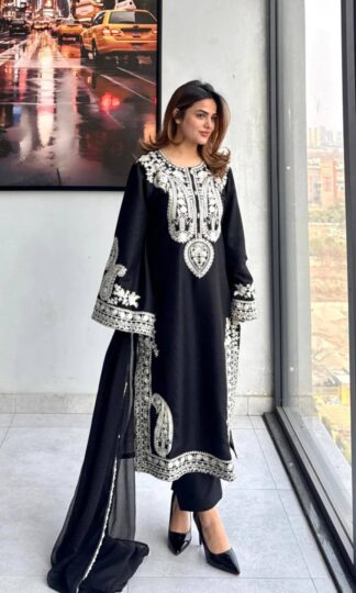 LC 1467 PAKISTANI KURTI WITH PALZZO SET ONLINE WHOLESALELC 1467 PAKISTANI KURTI WITH PALZZO SET ONLINE WHOLESALE