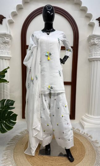RTC 6019 PAKISTANI FARSHI SALWAR SUITS ONLINE SUPPLIERRTC 6019 PAKISTANI FARSHI SALWAR SUITS ONLINE SUPPLIERRTC 6019 PAKISTANI FARSHI SALWAR SUITS ONLINE SUPPLIER