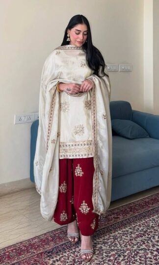 VLM 265 BEST PAKISTANI SUITS WHOLESALE IN SURATVLM 265 BEST PAKISTANI SUITS WHOLESALE IN SURAT