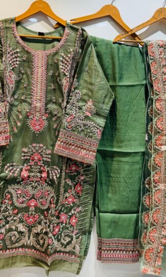 SHREE FABS & DEEPSY READYMADE PAKISTANI KURTI ONLINESHREE FABS & DEEPSY READYMADE PAKISTANI KURTI ONLINE