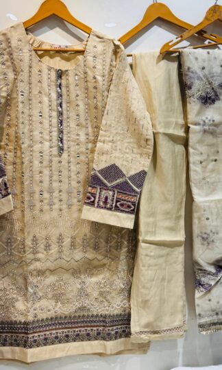 SHREE FABS & DEEPSY READYMADE PAKISTANI KURTI WHOLESALESHREE FABS & DEEPSY READYMADE PAKISTANI KURTI WHOLESALE