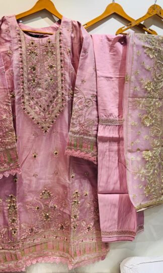 SHREE FABS & DEEPSY READYMADE PAKISTANI KURTI ONLINE INDIASHREE FABS & DEEPSY READYMADE PAKISTANI KURTI ONLINE INDIA
