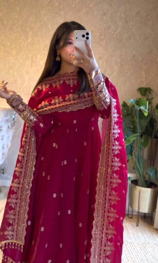 JD 639 DESIGNER ANARKALI GOWN WHOLESALER SURATJD 639 DESIGNER ANARKALI GOWN WHOLESALER SURAT