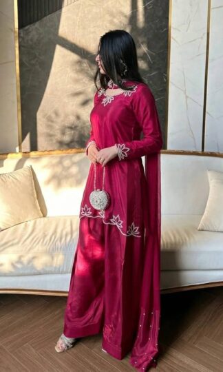 NF 1270 PAKISTANI DESIGNER FARSHI SALWAR SUITS 2026NF 1270 PAKISTANI DESIGNER FARSHI SALWAR SUITS 2026