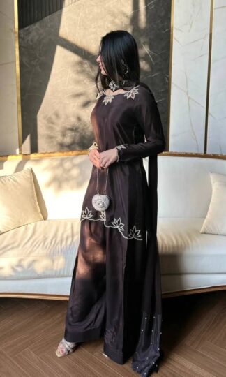NF 1270 PAKISTANI FARSHI SALWAR KAMEEZ SUITS ONLINE COLLECTIONNF 1270 PAKISTANI FARSHI SALWAR KAMEEZ SUITS ONLINE COLLECTION