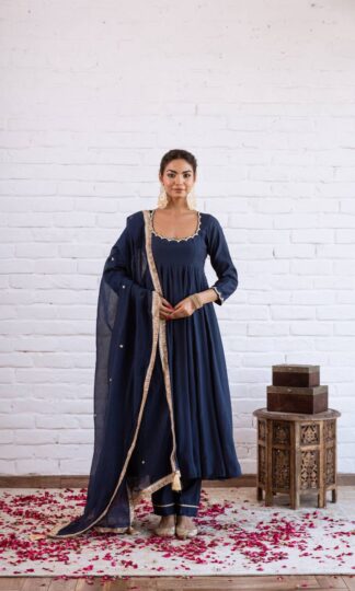SRK 5324 PAKISTANI ANARKALI GOWN MANUFACTURER IN SURATSRK 5324 PAKISTANI ANARKALI GOWN MANUFACTURER IN SURAT