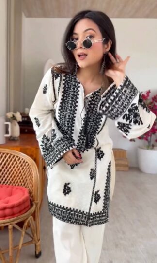 SRK 5349 PAKISTANI RAYON BUTTI SILK TOP BOTTOM SET ONLINESRK 5349 PAKISTANI RAYON BUTTI SILK TOP BOTTOM SET ONLINE