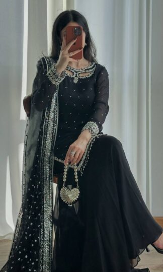SRK 5353 BLACK ANARKALI GOWN ONLINE COLLECTION 2026SRK 5353 BLACK ANARKALI GOWN ONLINE COLLECTION 2026