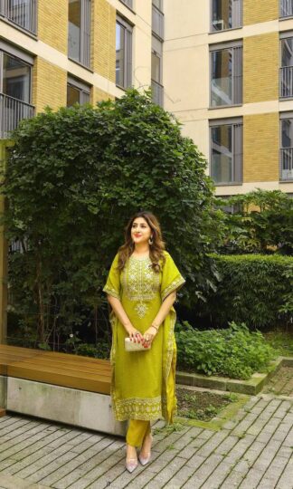 VF 223 PAKISTANI FAUX GEORGETTE KUFTAN-PANT SET ONLINE SUPPLIERVF 223 PAKISTANI FAUX GEORGETTE KUFTAN-PANT SET ONLINE SUPPLIER