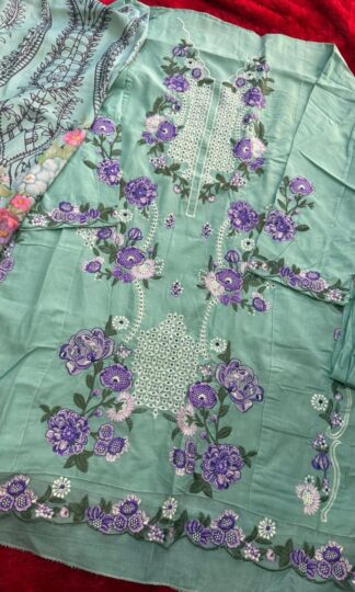MEHBOOB TEX 1975 C DESIGNER PAKISTANI SUITS ONLINEMEHBOOB TEX 1975 C DESIGNER PAKISTANI SUITS ONLINE