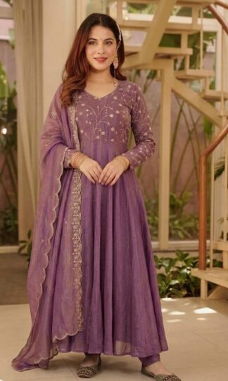 MD 3078 PAKISTANI ANARKALI GOWN AT BEST PRICEMD 3078 PAKISTANI ANARKALI GOWN AT BEST PRICE