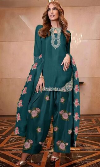 AZURE 5951 K HANIA AMIR WHOLESALE PAKISTANI SUITS ONLINEAZURE 5951 K HANIA AMIR WHOLESALE PAKISTANI SUITS ONLINE