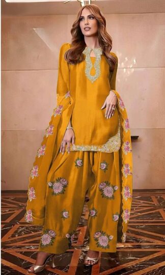 AZURE 5951 M HANIA AMIR PAKISTANI SUITS ONLINE SHOPPINGAZURE 5951 M HANIA AMIR PAKISTANI SUITS ONLINE SHOPPING