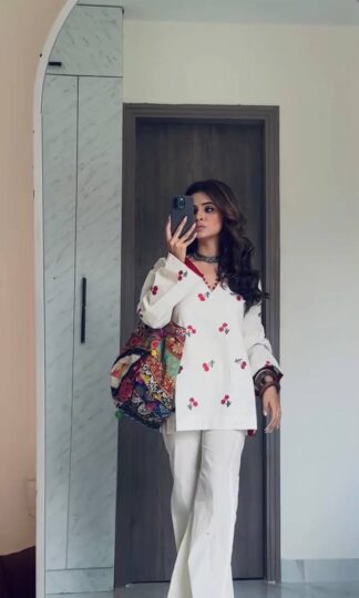 MT 4029 DESIGNER PAKISTANI TOP PLAZZO SET ONLINE IN SURATMT 4029 DESIGNER PAKISTANI TOP PLAZZO SET ONLINE IN SURAT