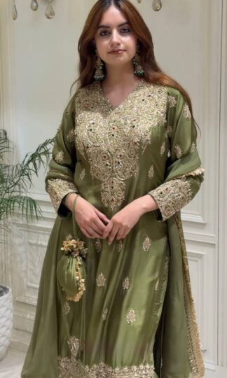 NSR 906 PAKISTANI SALWAR SUITS AT BEST PRICENSR 906 PAKISTANI SALWAR SUITS AT BEST PRICE