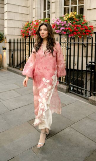 RTC 6054 PAKISTANI LONG KURTIS ONLINE WHOLESALERTC 6054 PAKISTANI LONG KURTIS ONLINE WHOLESALE