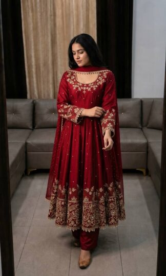 SR 1719 DESIGNER ANARKALI GOWN ONLINE COLLECTIONSR 1719 DESIGNER ANARKALI GOWN ONLINE COLLECTION