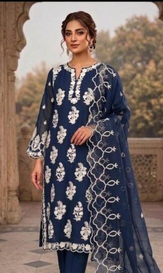 ZAHRA COLLECTION ZG 246 PAKISTANI KURTI ONLINE SHOPPINGZAHRA COLLECTION ZG 246 Readymade Pakistani Kurti in Fox Georgette with Inner XL XXL