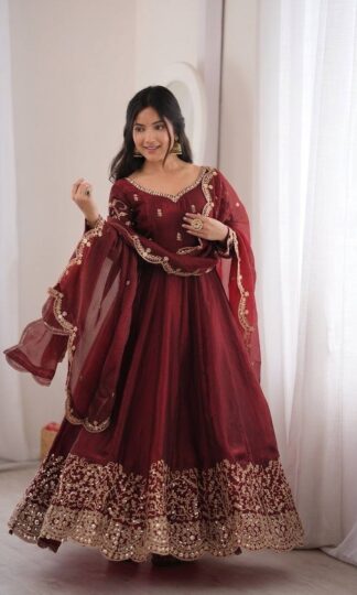 ZSR 3185 PAKISTANI ANAARKALI GOWN ONLINE WHOLESALEZSR 3185 PAKISTANI ANAARKALI GOWN ONLINE WHOLESALE