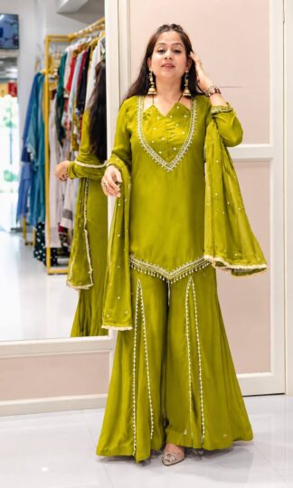 JF 054 PAKISTANI DESIGNER SALWAR SUITS ONLINE COLLECTIONJF 054 PAKISTANI DESIGNER SALWAR SUITS ONLINE COLLECTION
