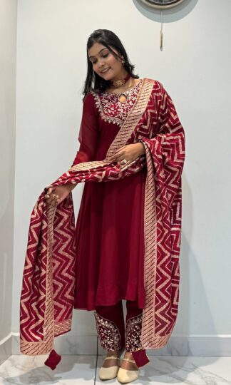 JL 1076 DESIGNER ANARKALI GOWN AND DUPATTA ONLINE SUPPLIERJL 1076 DESIGNER ANARKALI GOWN AND DUPATTA ONLINE SUPPLIER