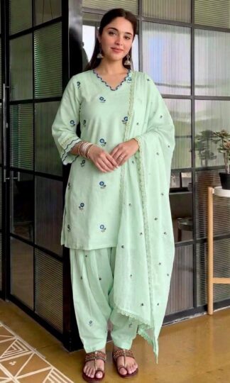 LL043 FARSHI SALWAR KAMEEZ SUITS ONLINE WHOLESALELL043 FARSHI SALWAR KAMEEZ SUITS ONLINE WHOLESALE