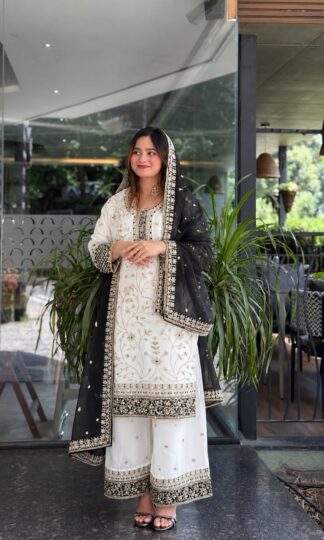 AC 7103 PAKISTANI ETHNIC WEAR SUPPLIER INDIAAC 7103 PAKISTANI ETHNIC WEAR SUPPLIER INDIA