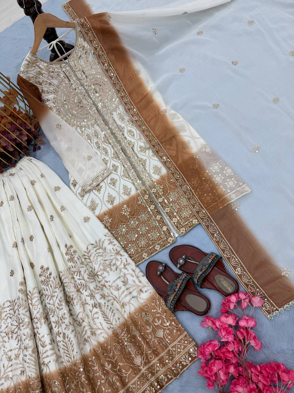 AD 224 DESIGNER TOP PLAZZO SUIT ONLINE WHOLESALE - Image 3
