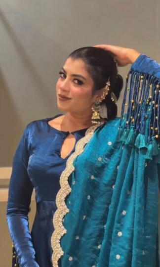 AD 250 DESIGNER INDIAN GOWN WHOLESALER IN SURATAD 250 DESIGNER INDIAN GOWN WHOLESALER IN SURAT