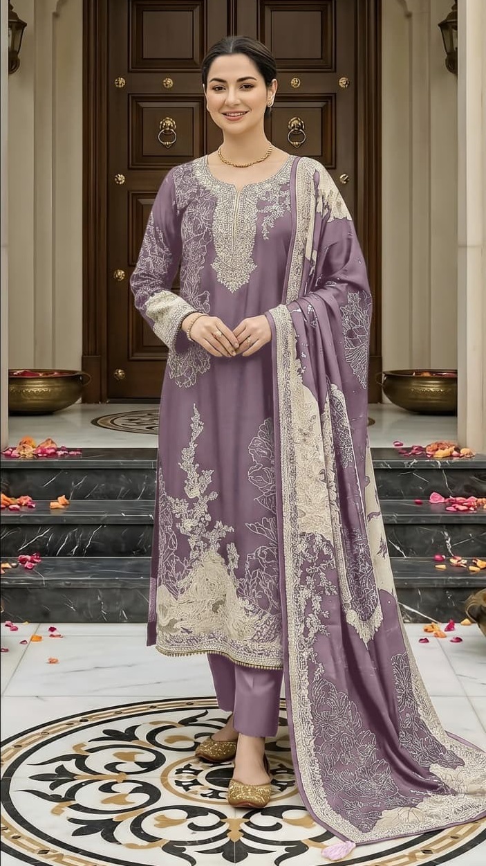 AMRUTVELA  AT210 K PAKISTANI SUITS MANUFACTURER (#165708)