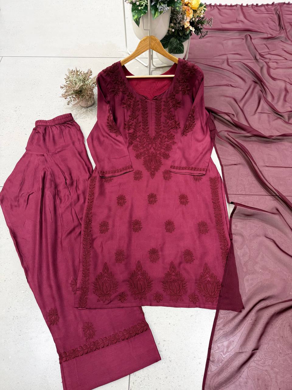 BE 517 PAKISTANI FARSHI SALWAR SUITS ONLINE WHOLESALE
