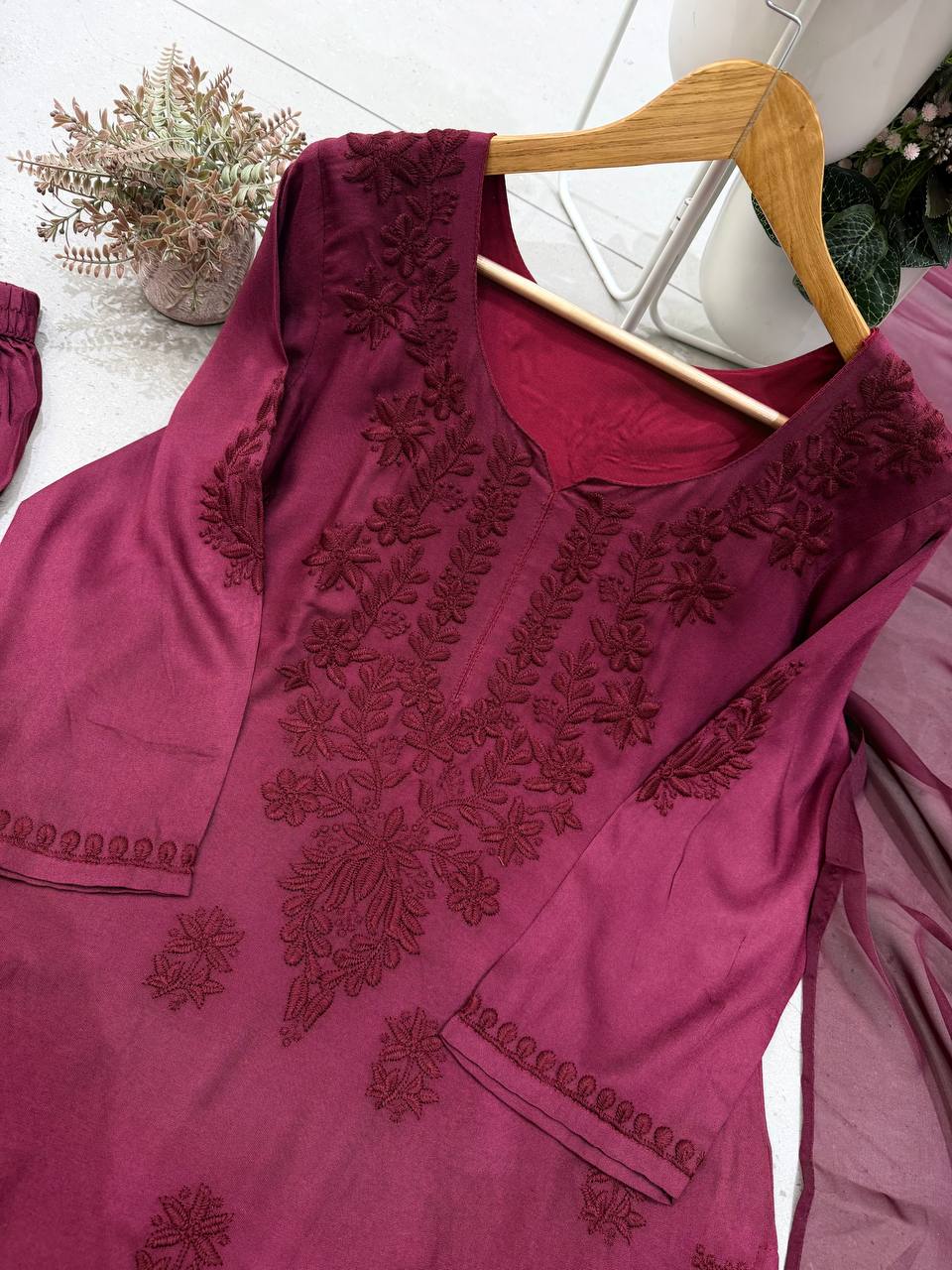 BE 517 PAKISTANI FARSHI SALWAR SUITS ONLINE WHOLESALE - Image 3