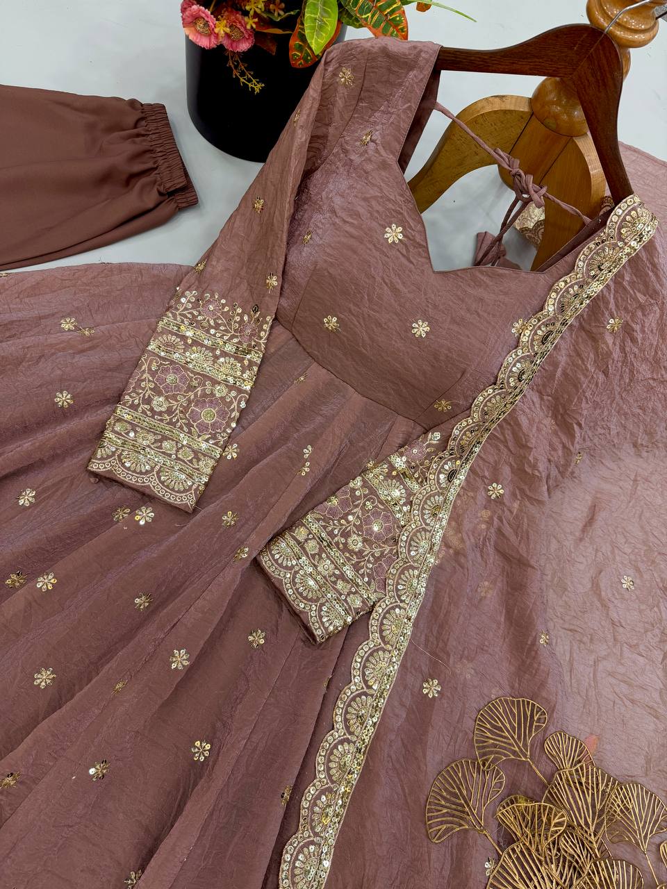 JF 059 DESIGNER PREMIUM GOWN SET WHOLESALE IN INDIA