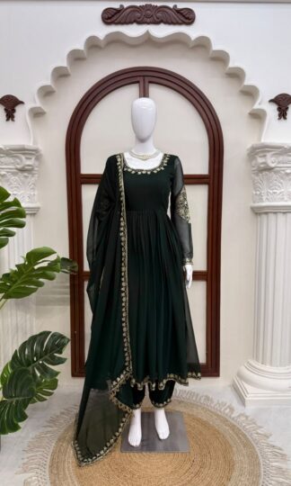 KD 1652 PAKISTANI ANARKALI GOWN FOR BOUTIQUESKD 1652 PAKISTANI ANARKALI GOWN FOR BOUTIQUES