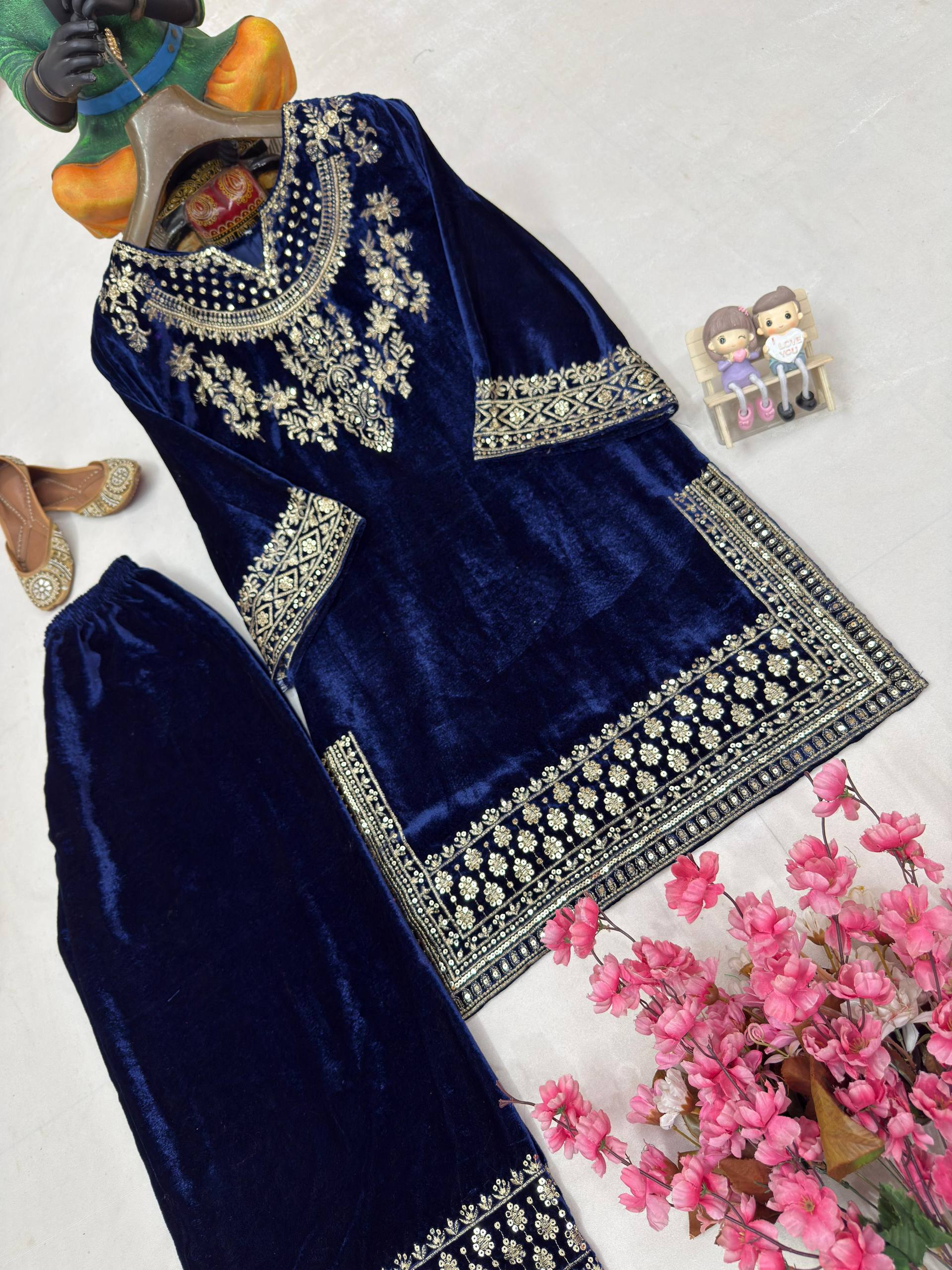 LC 1434 PAKISTANI VELVET CO-ORD SET ONLINE WHOLESALE - Image 5