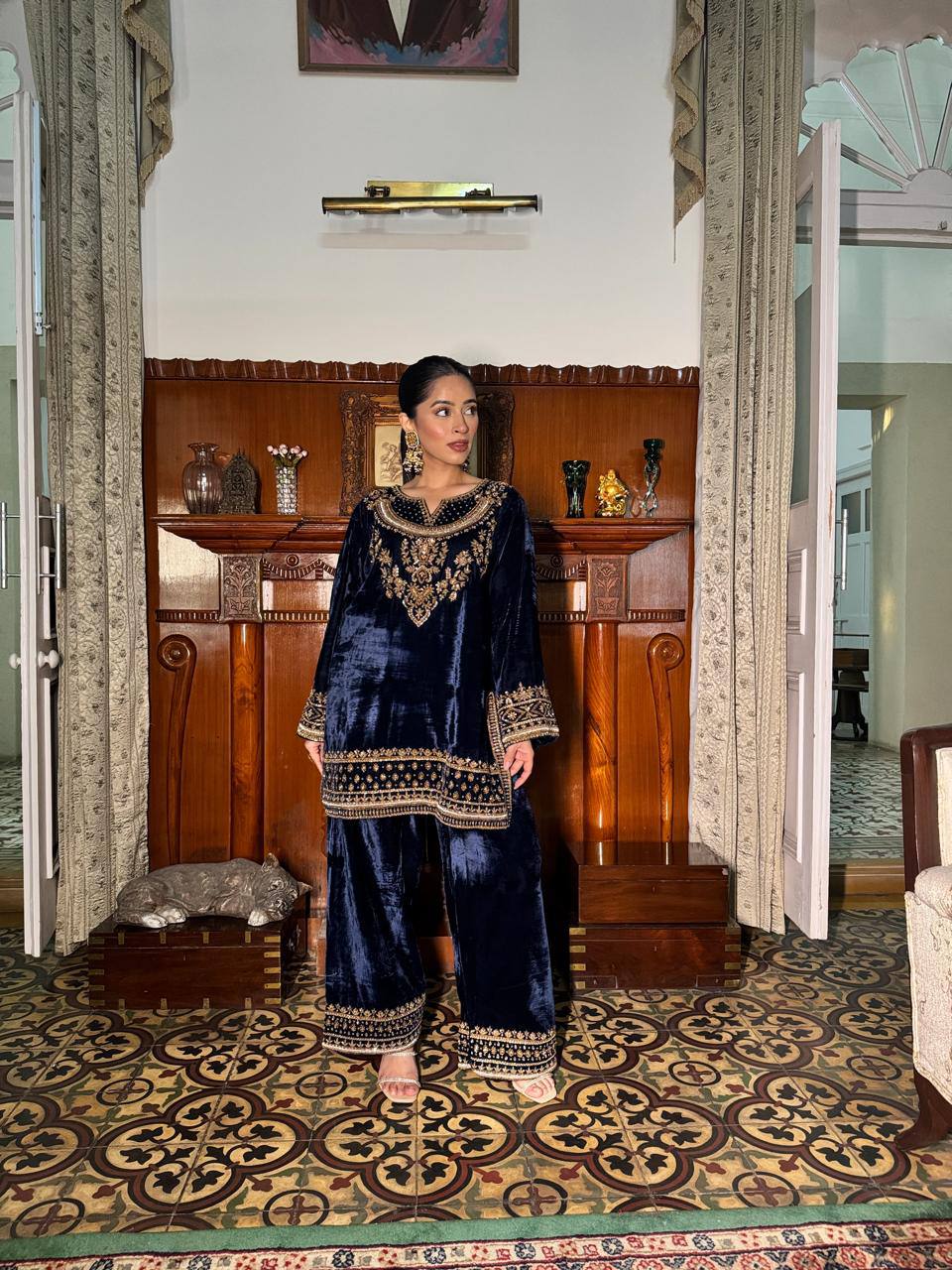 LC 1434 PAKISTANI VELVET CO-ORD SET ONLINE WHOLESALE (#166219)