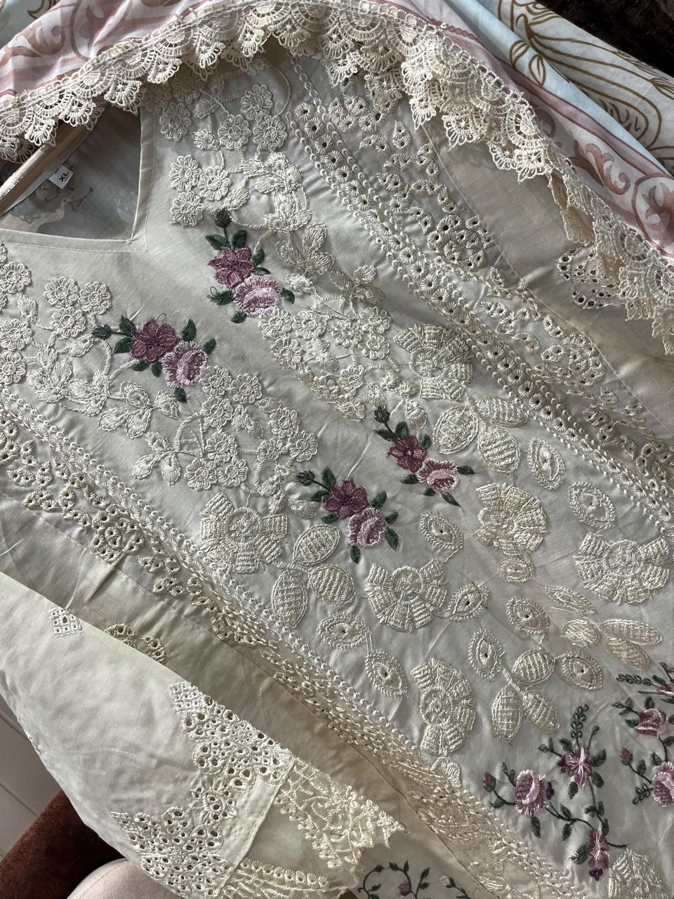 MARIA B 1116 READYMADE PAKISTANI KURTI ONLINE - Image 2