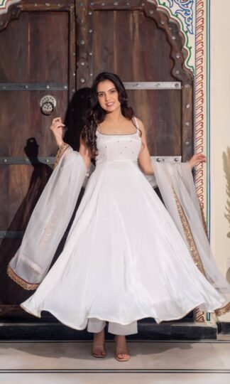 MF 550 WHITE PAKISTANI ANRKALI GOWN ONLINE IN INDIAMF 550 WHITE PAKISTANI ANRKALI GOWN ONLINE IN INDIA