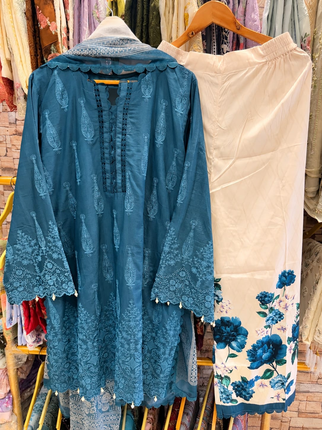 MUSHQ CW 1223 VIRAL PAKISTANI SUPER HIT DESIGN BUY ONLINE