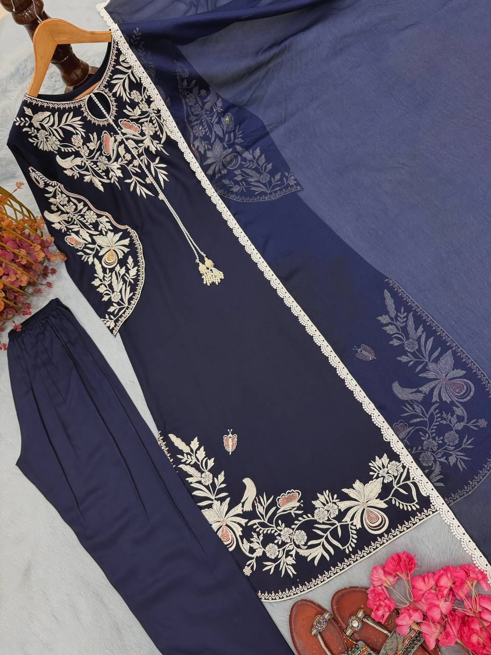 PD 1180 PAKISTANI LONG KAFTAN WITH DUPATTA SET AT BEST PRICE - Image 3