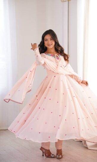 SP 82 DESIGNER ANARKALI GOWN FOR BOUTIQUESP 82 DESIGNER ANARKALI GOWN FOR BOUTIQUE