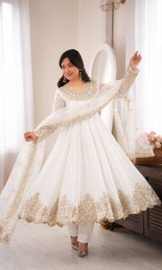 SR 1723 KARKWACHAUTH SPECIAL ANARKALI GOWN ONLINESR 1723 KARKWACHAUTH SPECIAL ANARKALI GOWN ONLINE