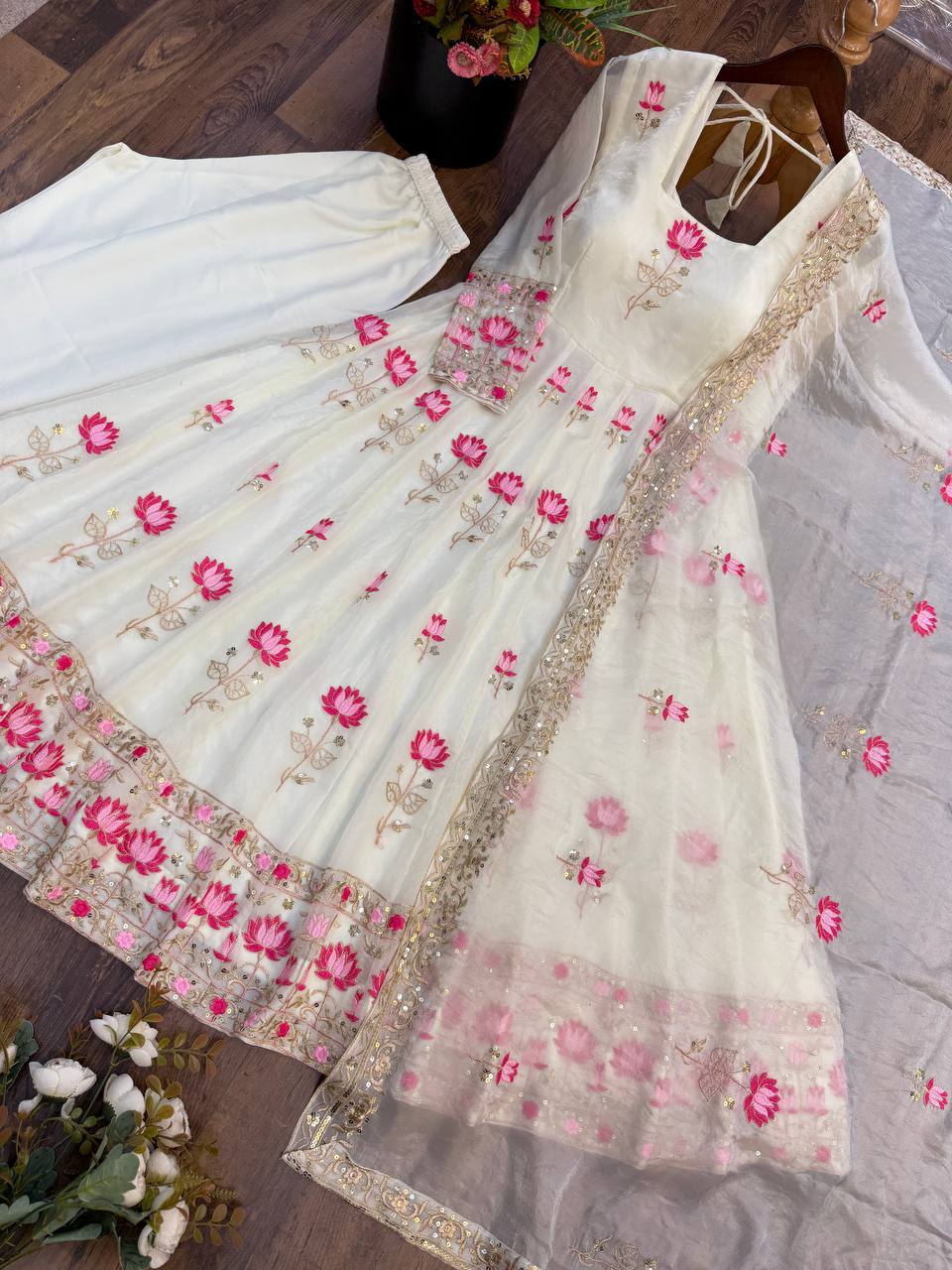 SR 1724 DESIGNER ANARKALI GOWN ONLINE COLLECTION