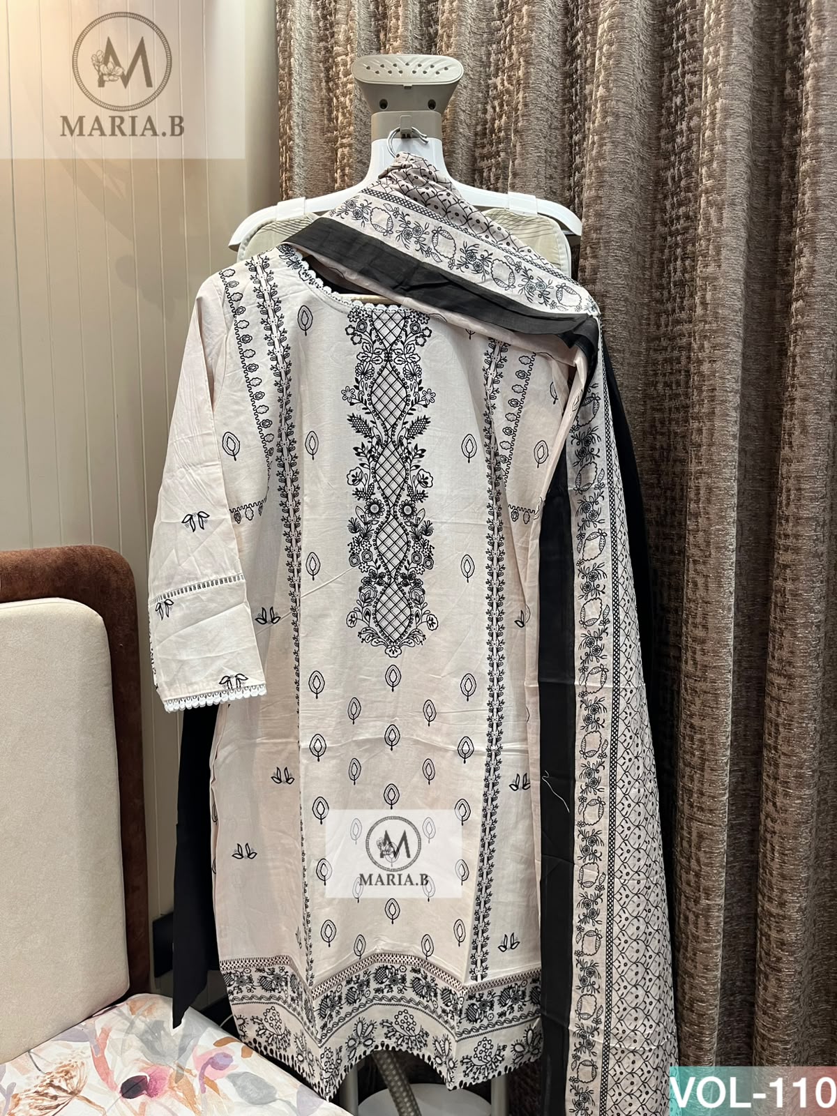 MARIA B STITCH VOL 110 PAKISTANI KURTI ONLINE WHOLESALER (#165178)